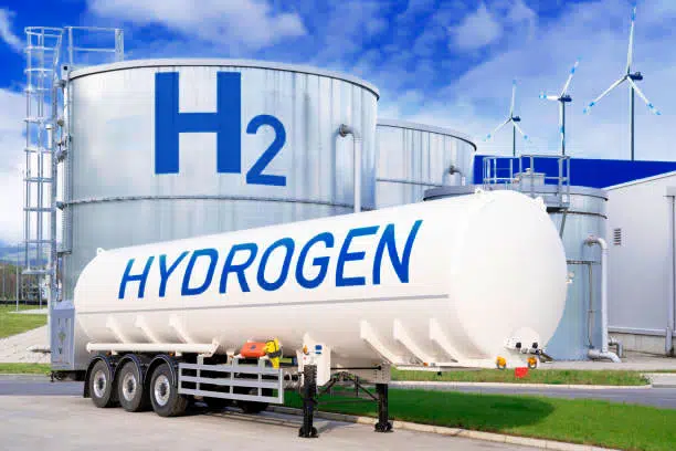 Hydrogen storage tank for renewable energy and clean fuel applications