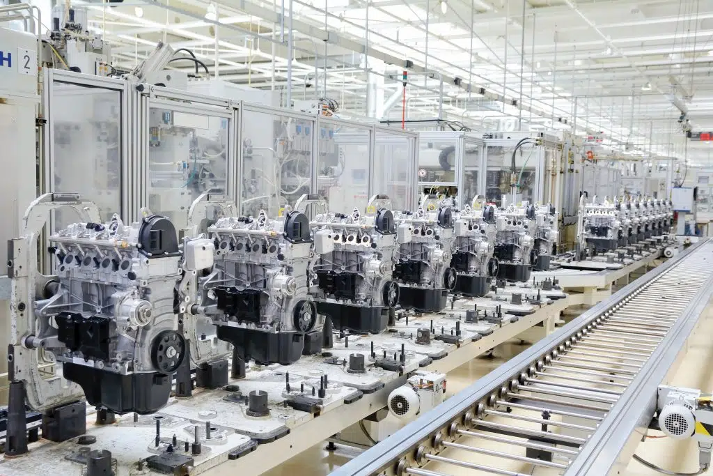 Production and assembly line for engine manufacturing and fuel injection system analysis